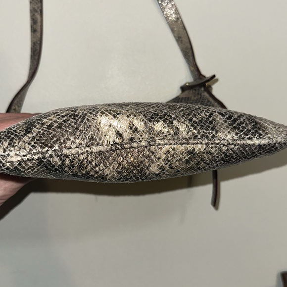 Kate Spade - Metallic Python Embossed crossbody. Two Tone. Excellent used. - Picture 14 of 14